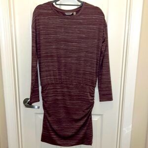 Athleta Beyond Soft Adventures ruched dress. EUC. Size XS.